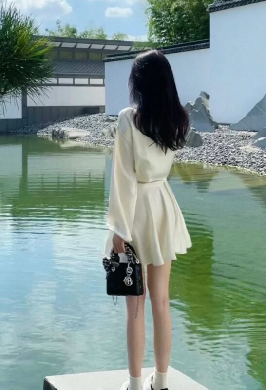 CD Lady 17 Sheep Black Gold