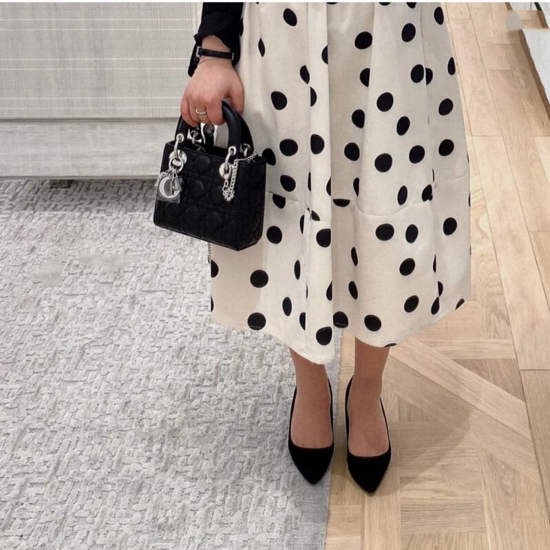 Lady 17 Sheep Black Silver