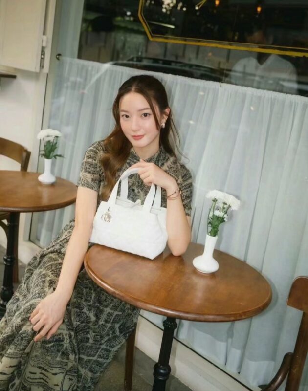 CD Toujours 23 White