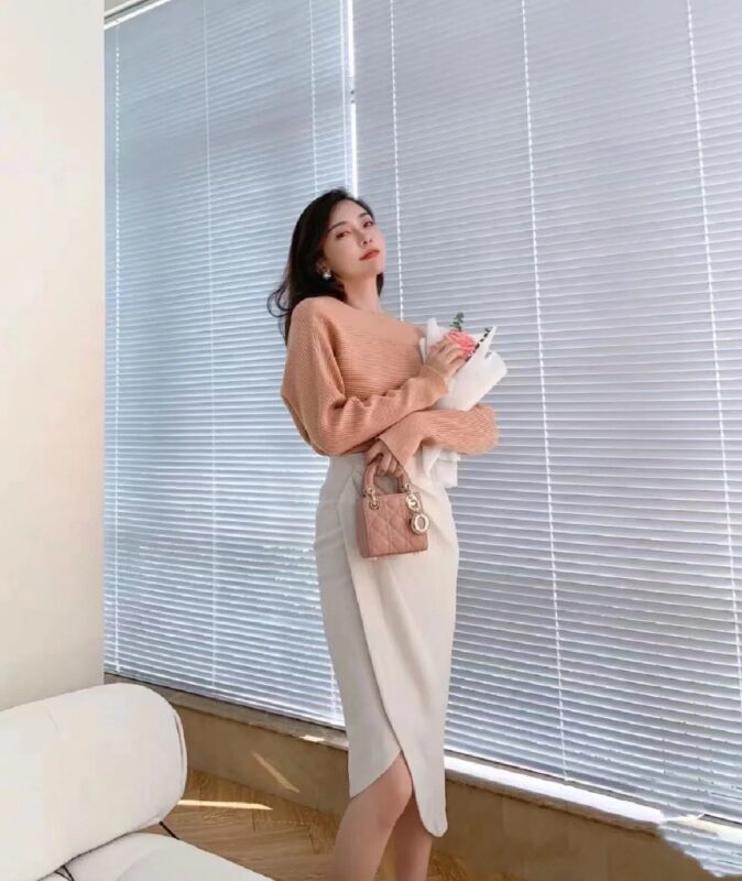 Lady Dior Micro 12 Milk Tea