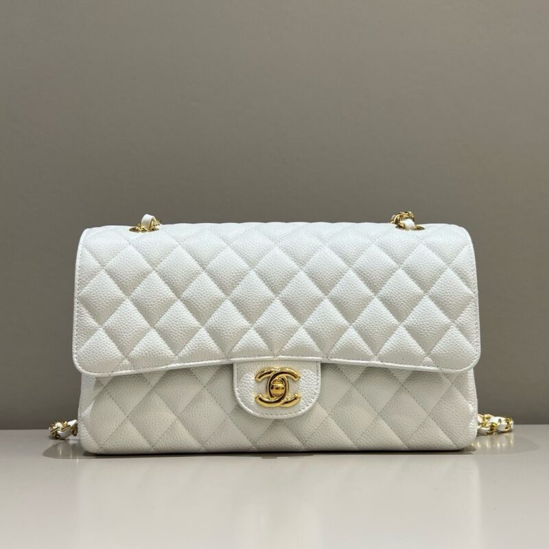 Chanel Timeless Small Caviar White 25cm