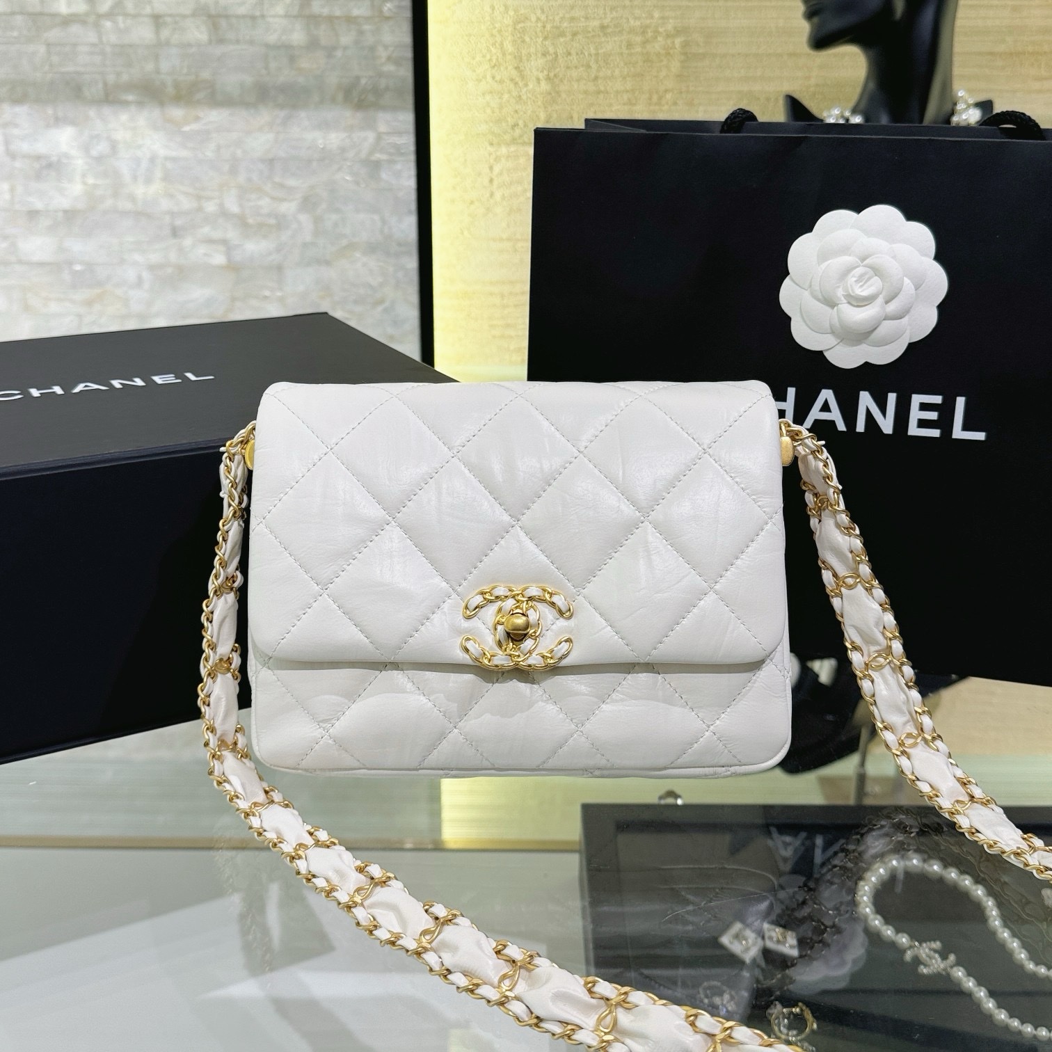 Chanel 23k Flap Shoulder Bag 20cm
