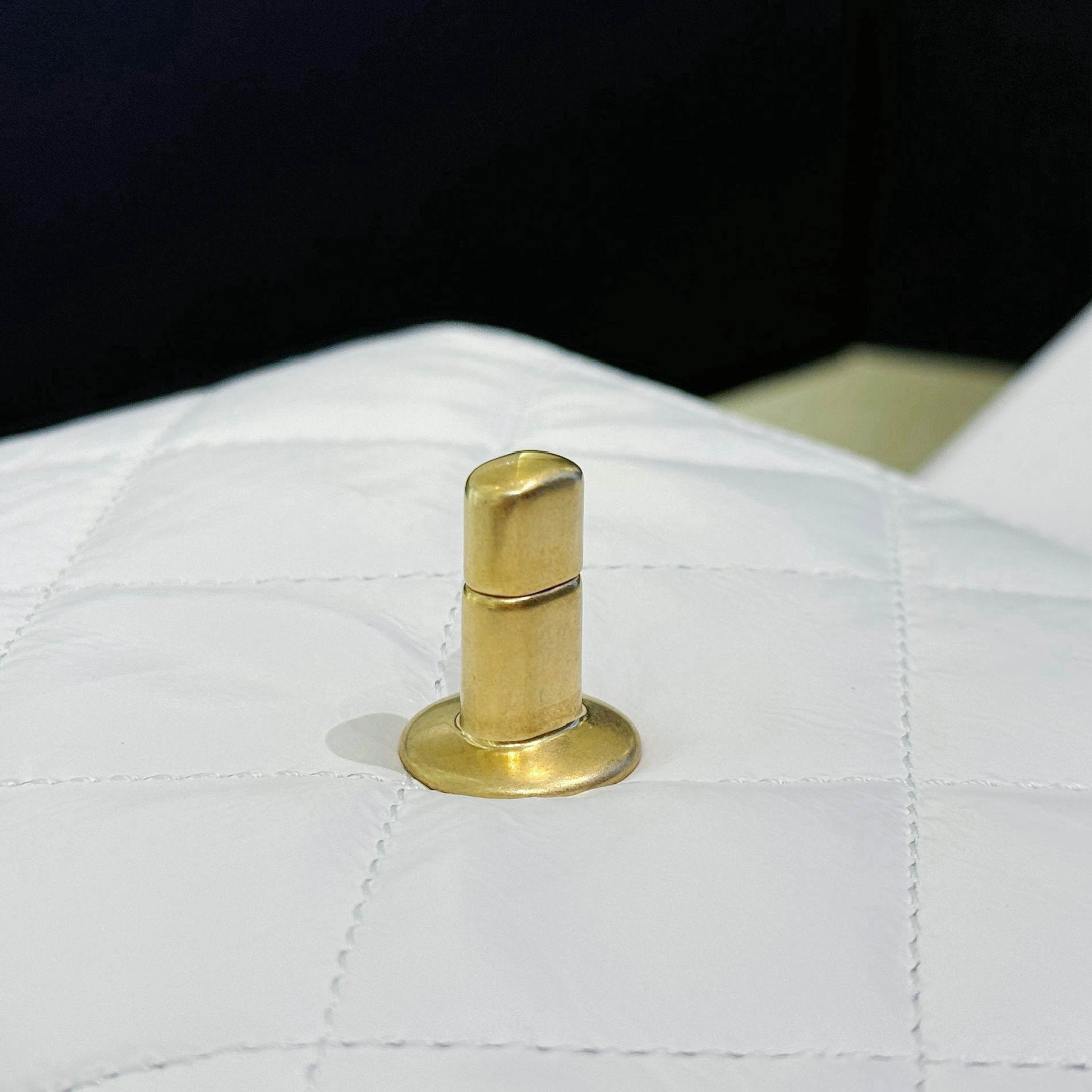 Chanel 23k Flap Shoulder Bag 20cm - Image 8