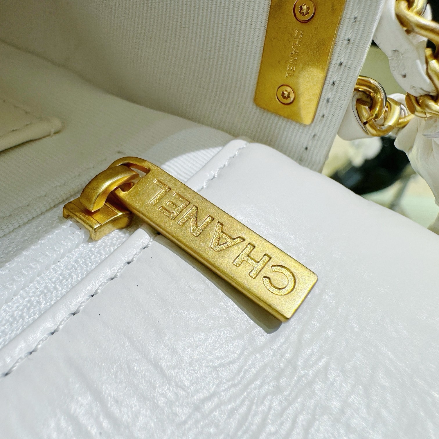 Chanel 23k Flap Shoulder Bag 20cm - Image 10