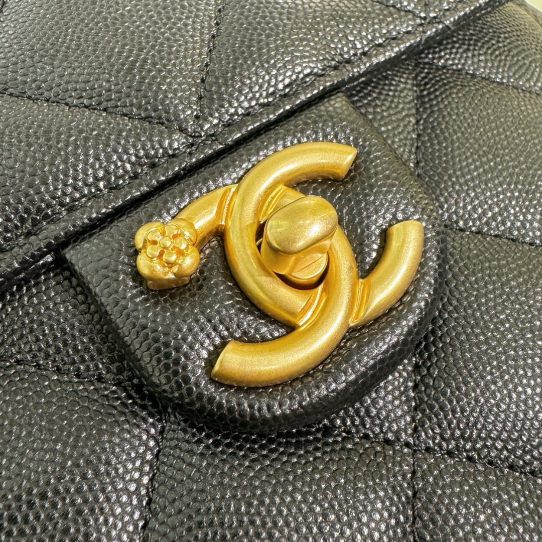 Chanel 23k Camellia Backpack - Image 5