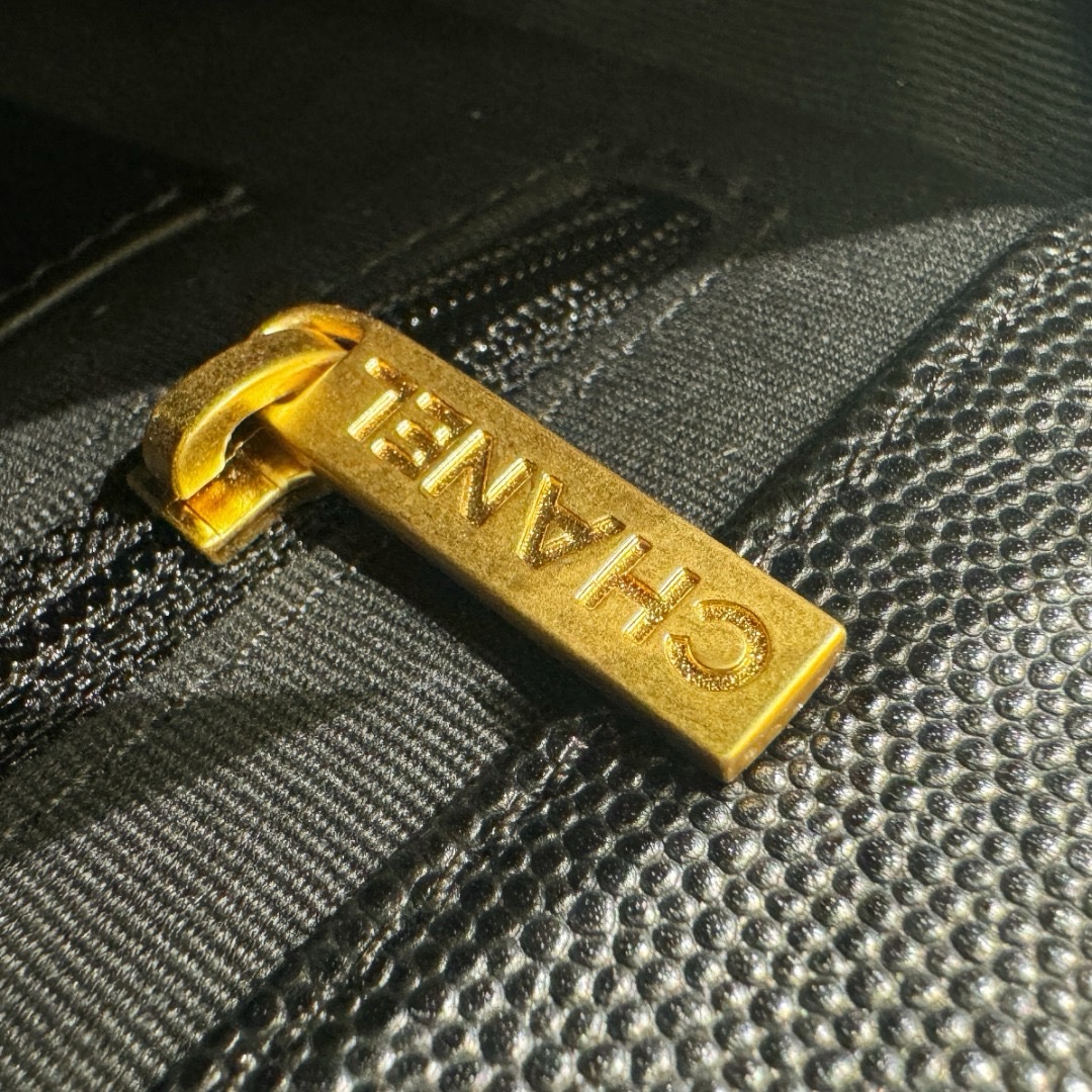 Chanel 23k Camellia Backpack - Image 10