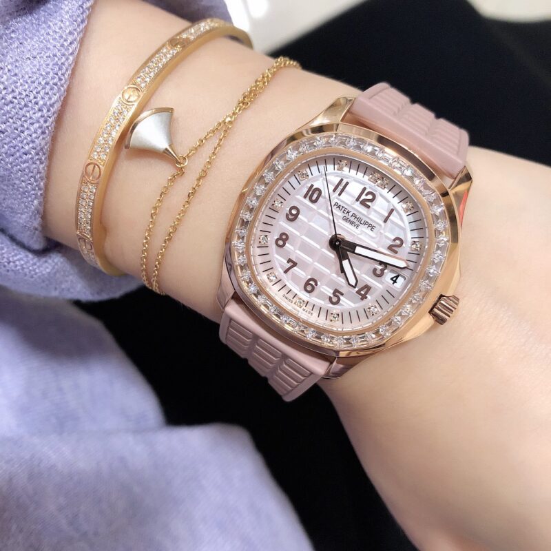 Patek Philippe Aquanaut 5072R-001