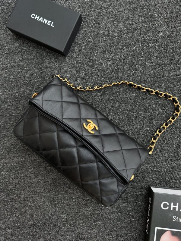 Chanel 24p Hobo Underarm Bag