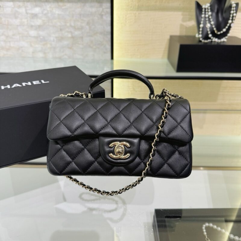 Chanel Mini Handle 20cm