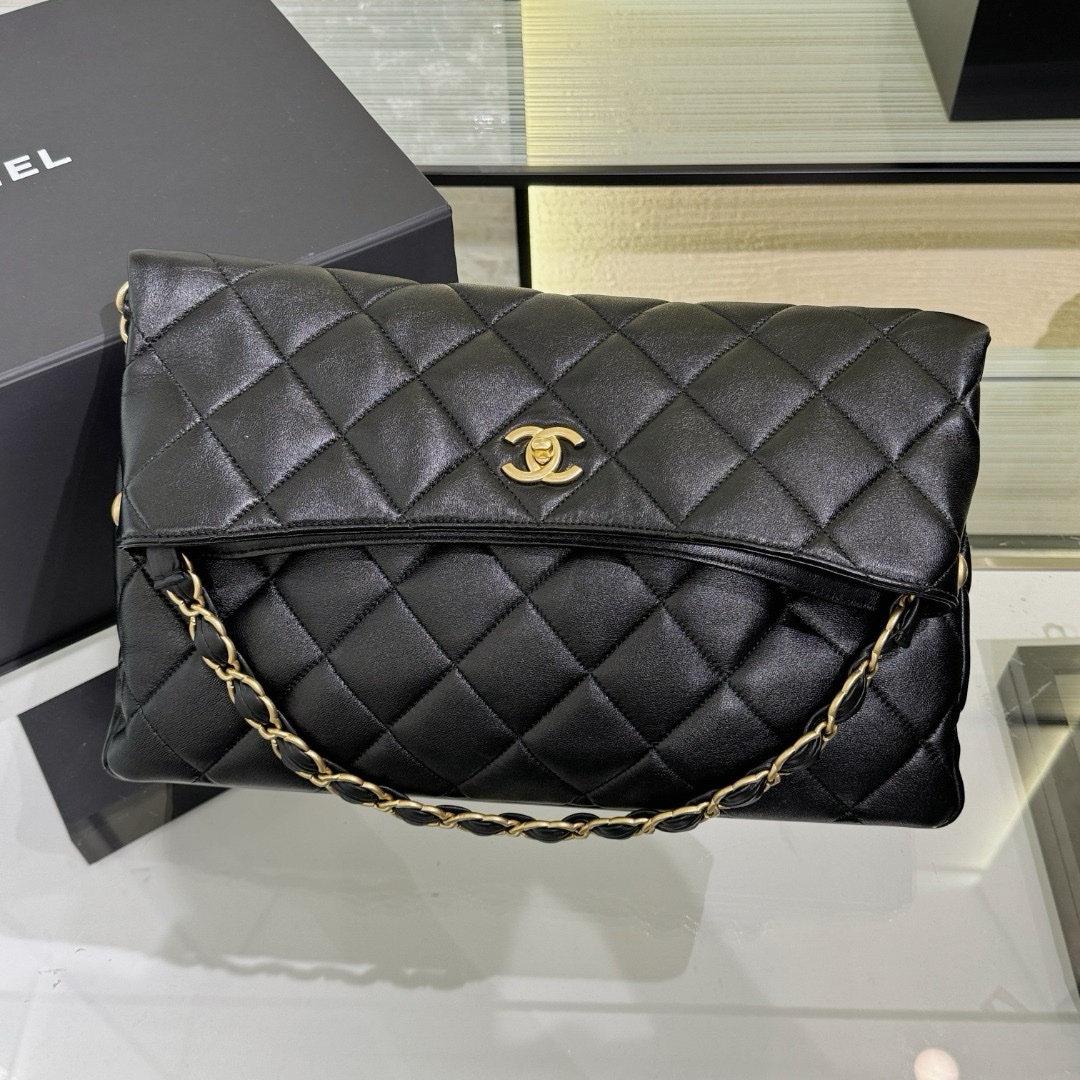 Chanel 24P Hobo Underarm Bag