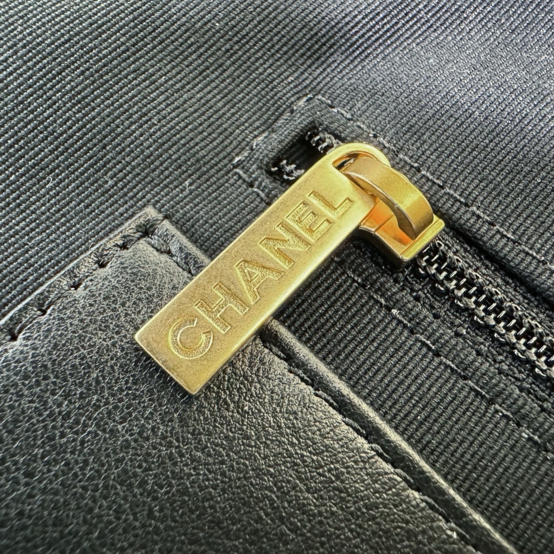 Chanel 24P Hobo Underarm Bag - Image 7