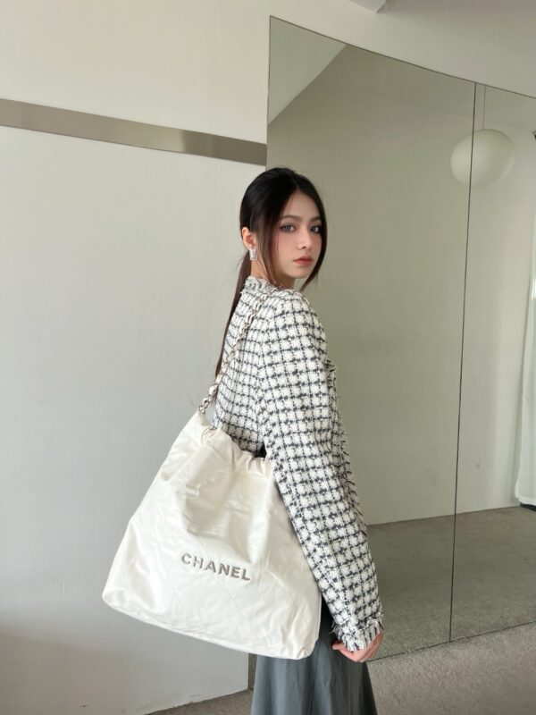 Chanel 22 Handbag Silver