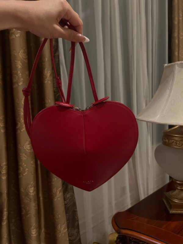 Alaïa Le Coeur Matte Leather Shoulder Bag