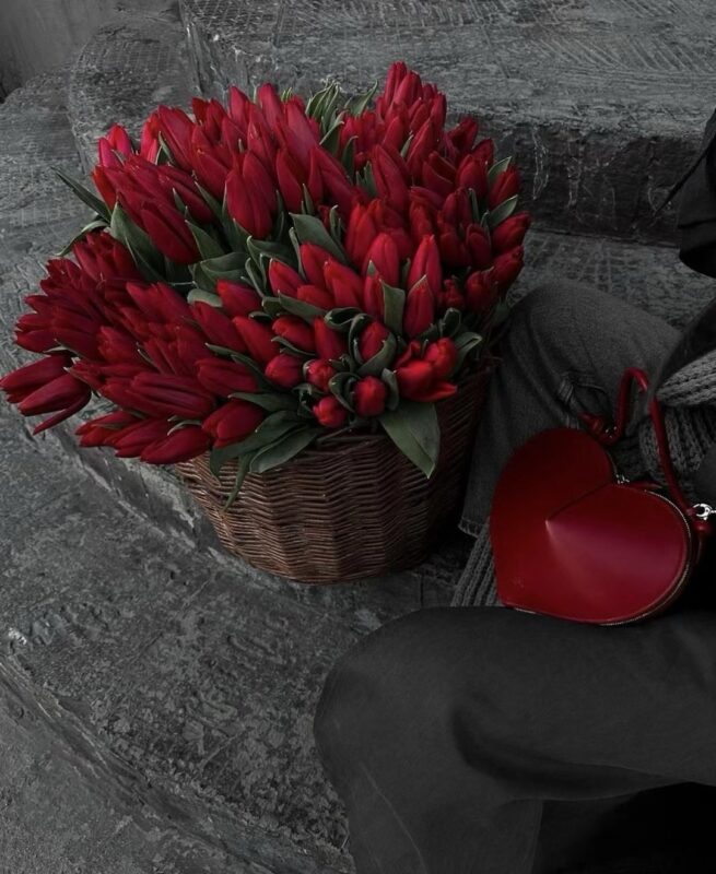 Alaïa Le Coeur Leather Shoulder Bag