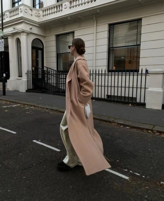 Alaïa Le Coeur Leather Shoulder Bag