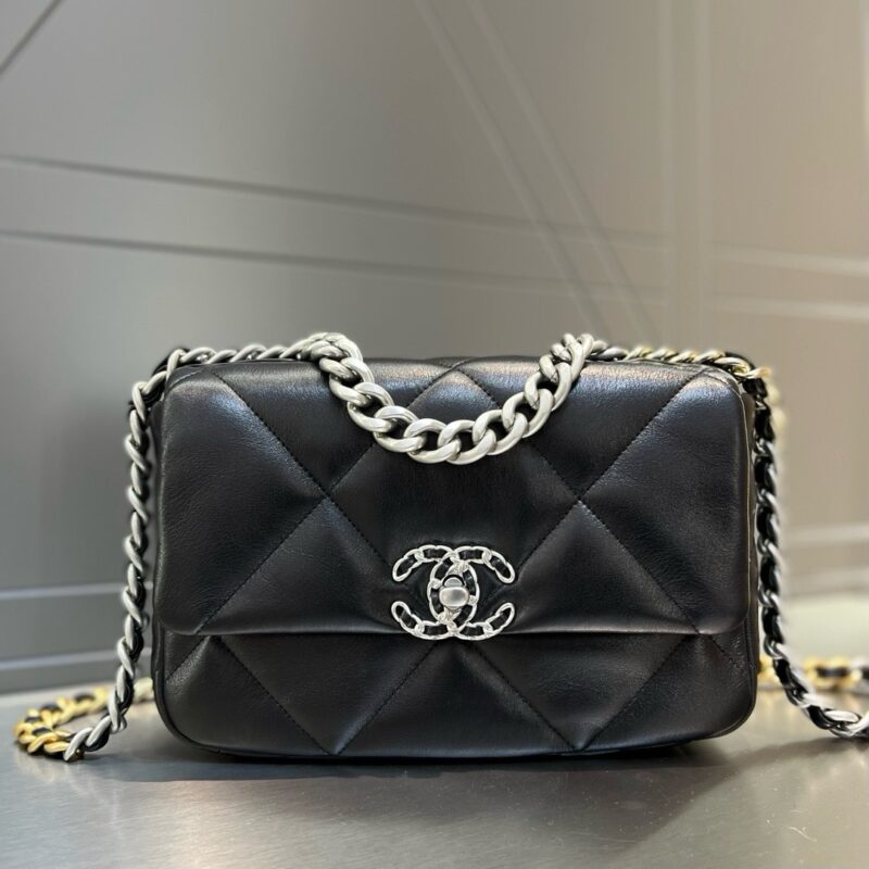 Chanel 19 Bag Black Gold Buckle 26cm