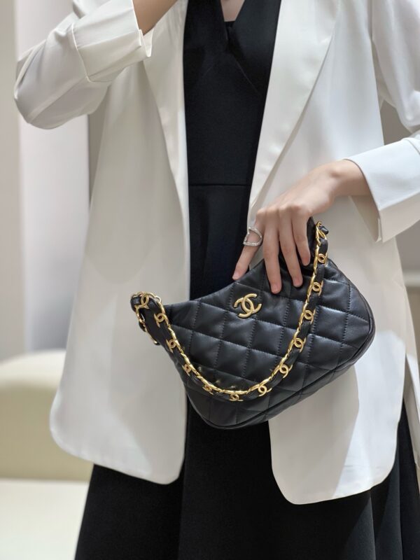 Chanel 22k Hobo Underarm Bag Black