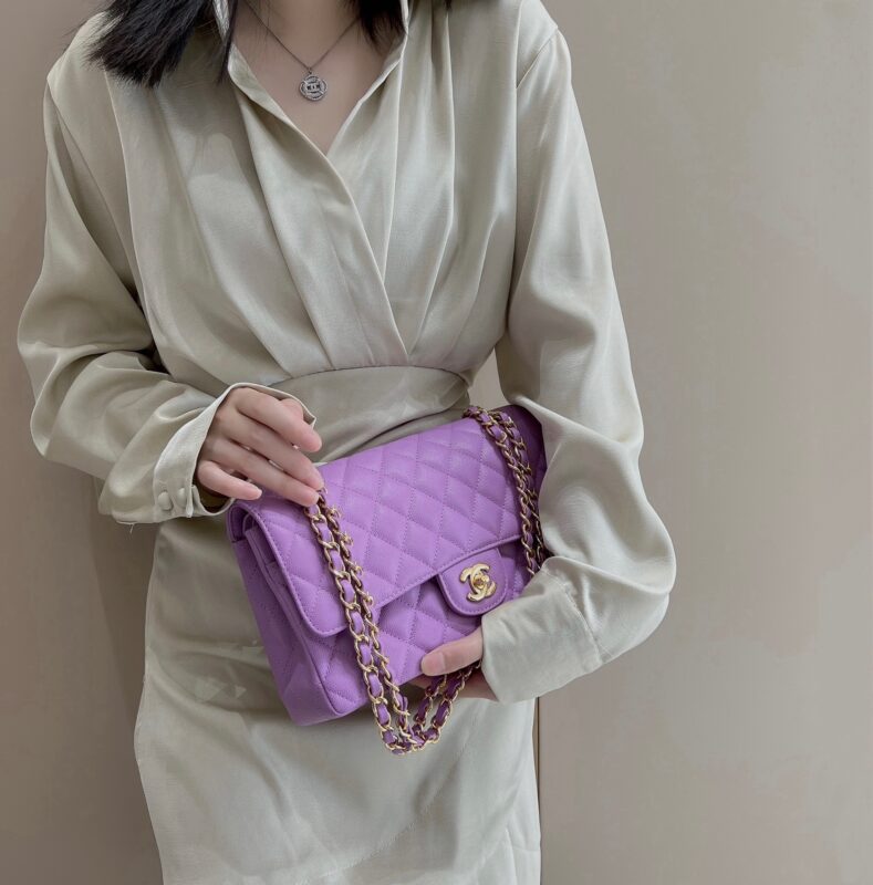 Chanel Timeless Small Caviar Violet 25cm