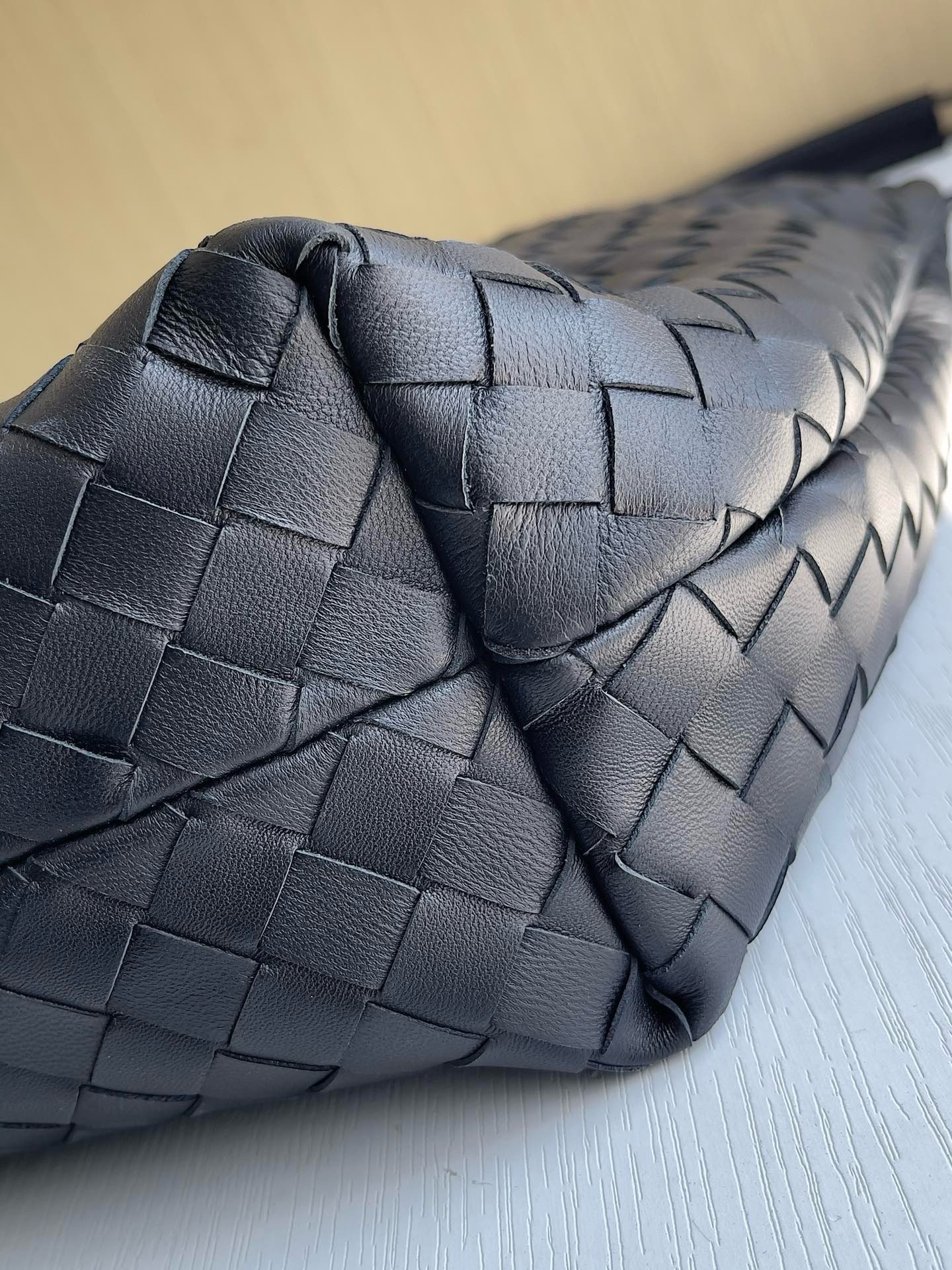 Bottega Veneta Bag - Image 8