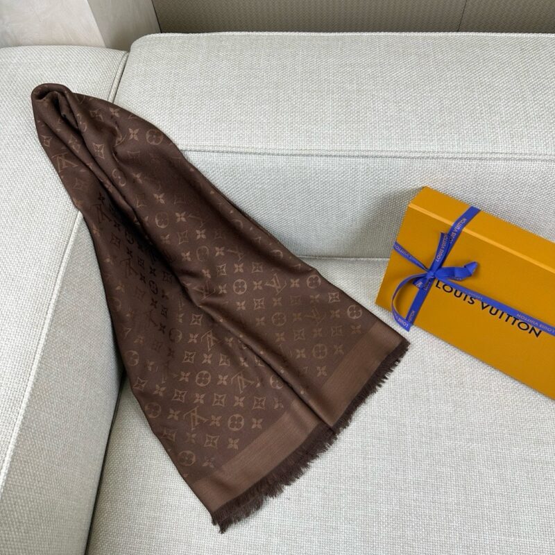 LV Letter Shawl 140x140cm