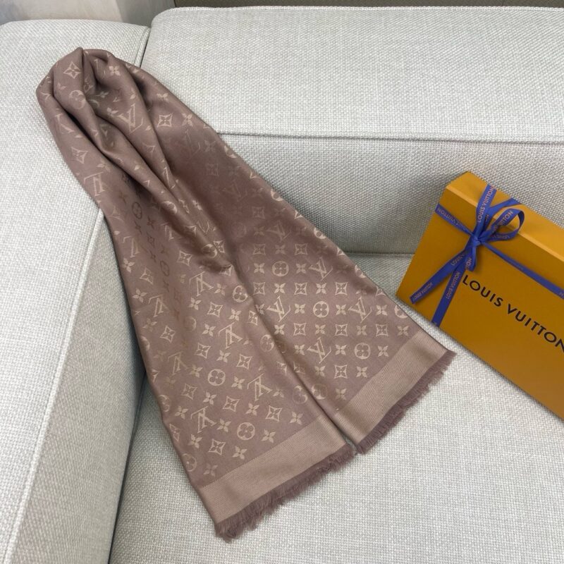 LV Letter Shawl 140x140cm 60% Silk 40% Wool