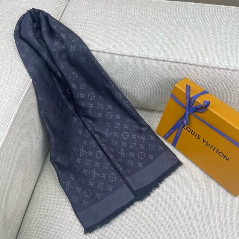 LV Letter Shawl 140x140cm
