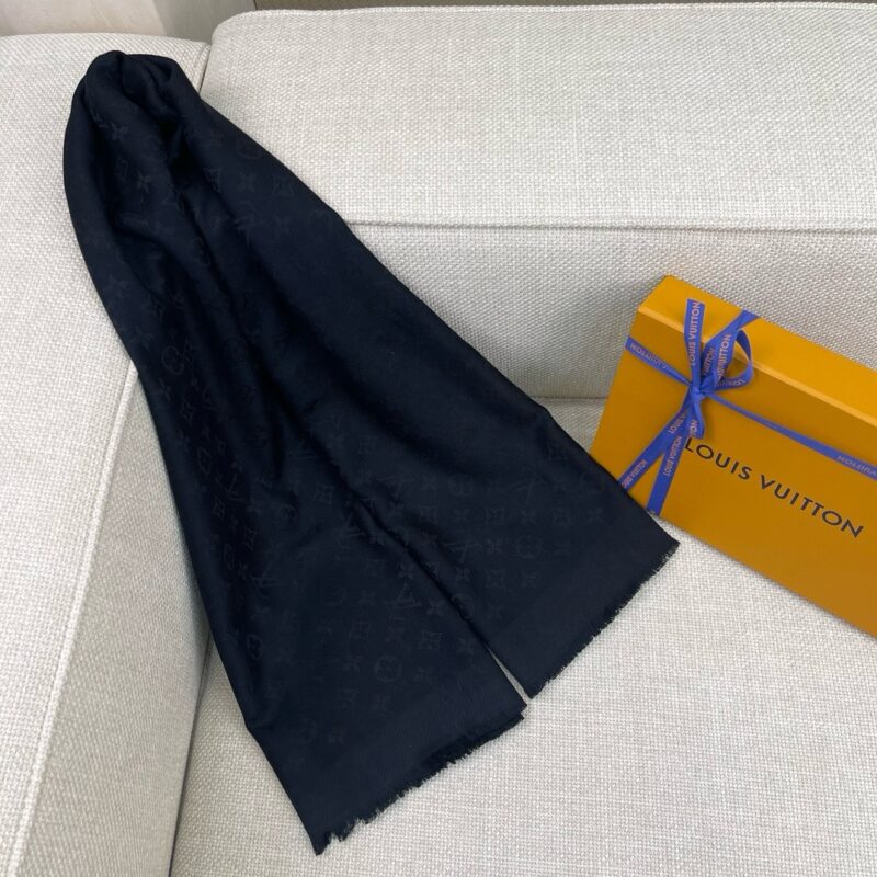 LV Letter Shawl 140x140cm