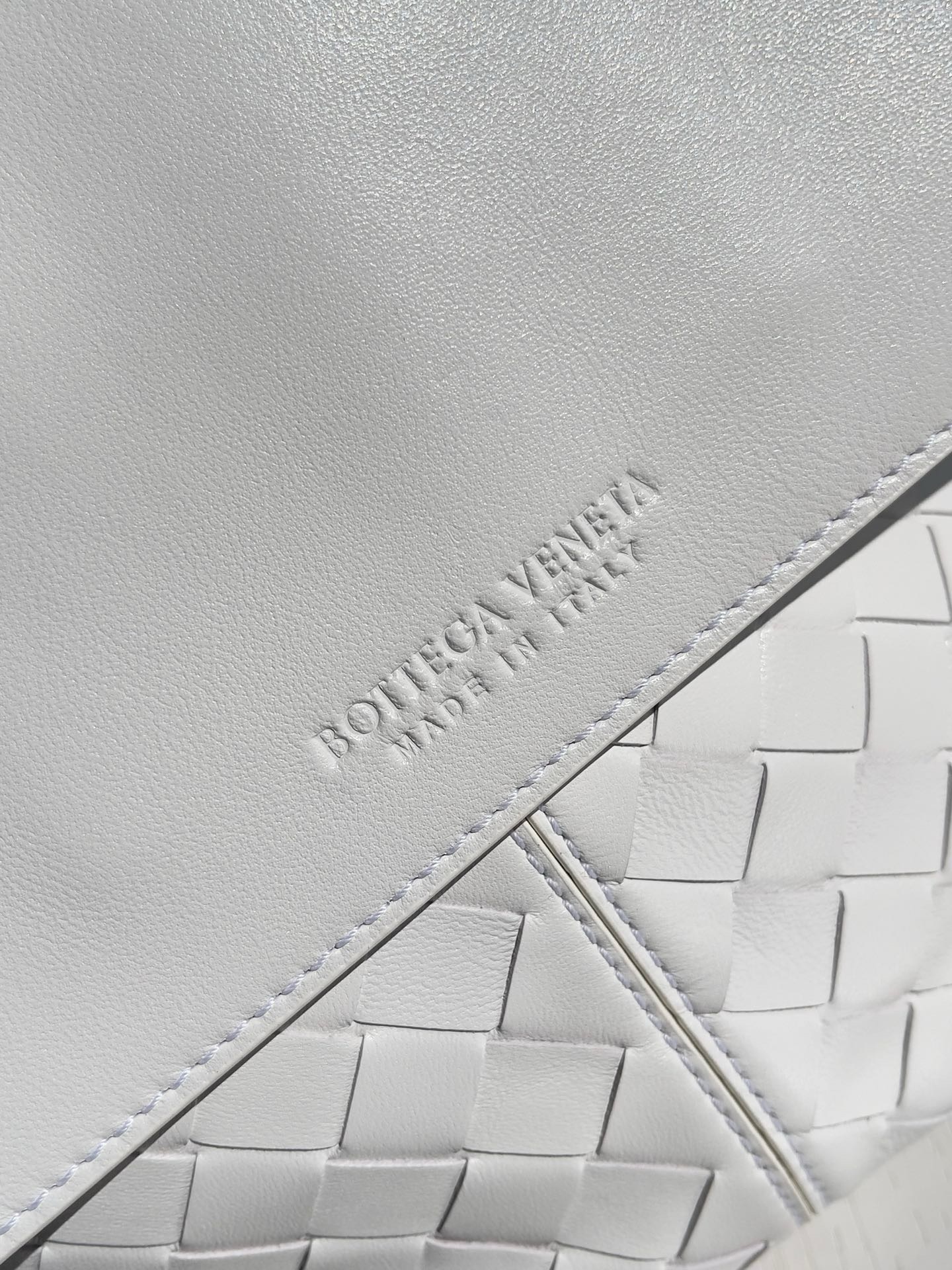 Bottega Veneta Bag - Image 5