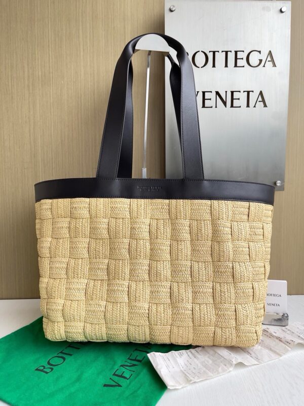 Bottega Veneta Bag