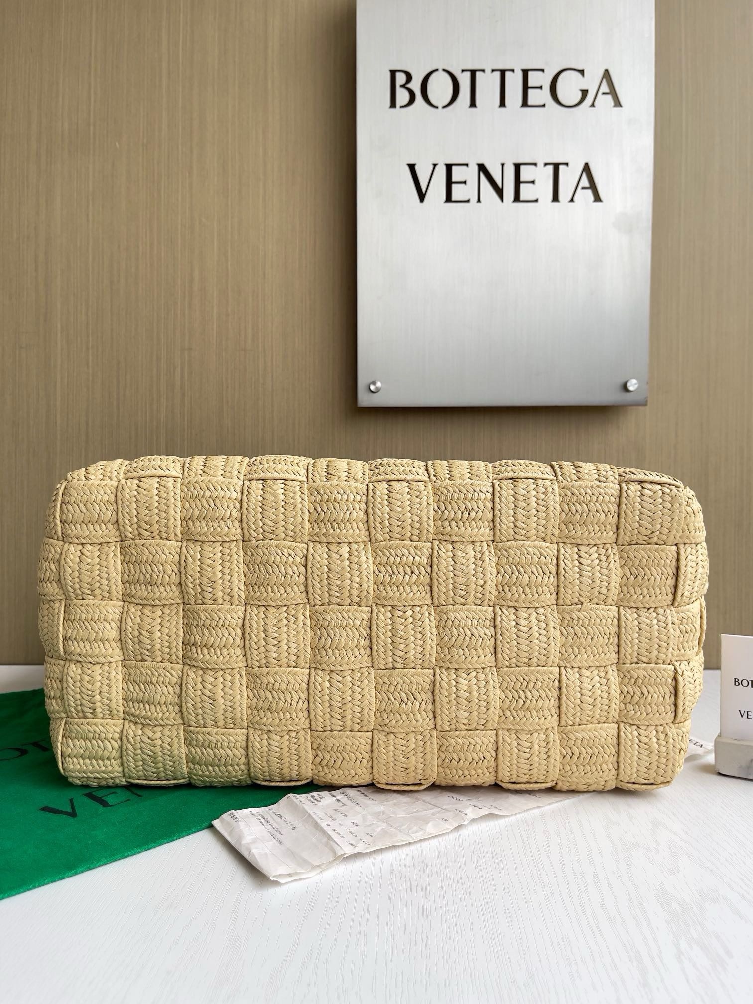 Bottega Veneta Bag - Image 6
