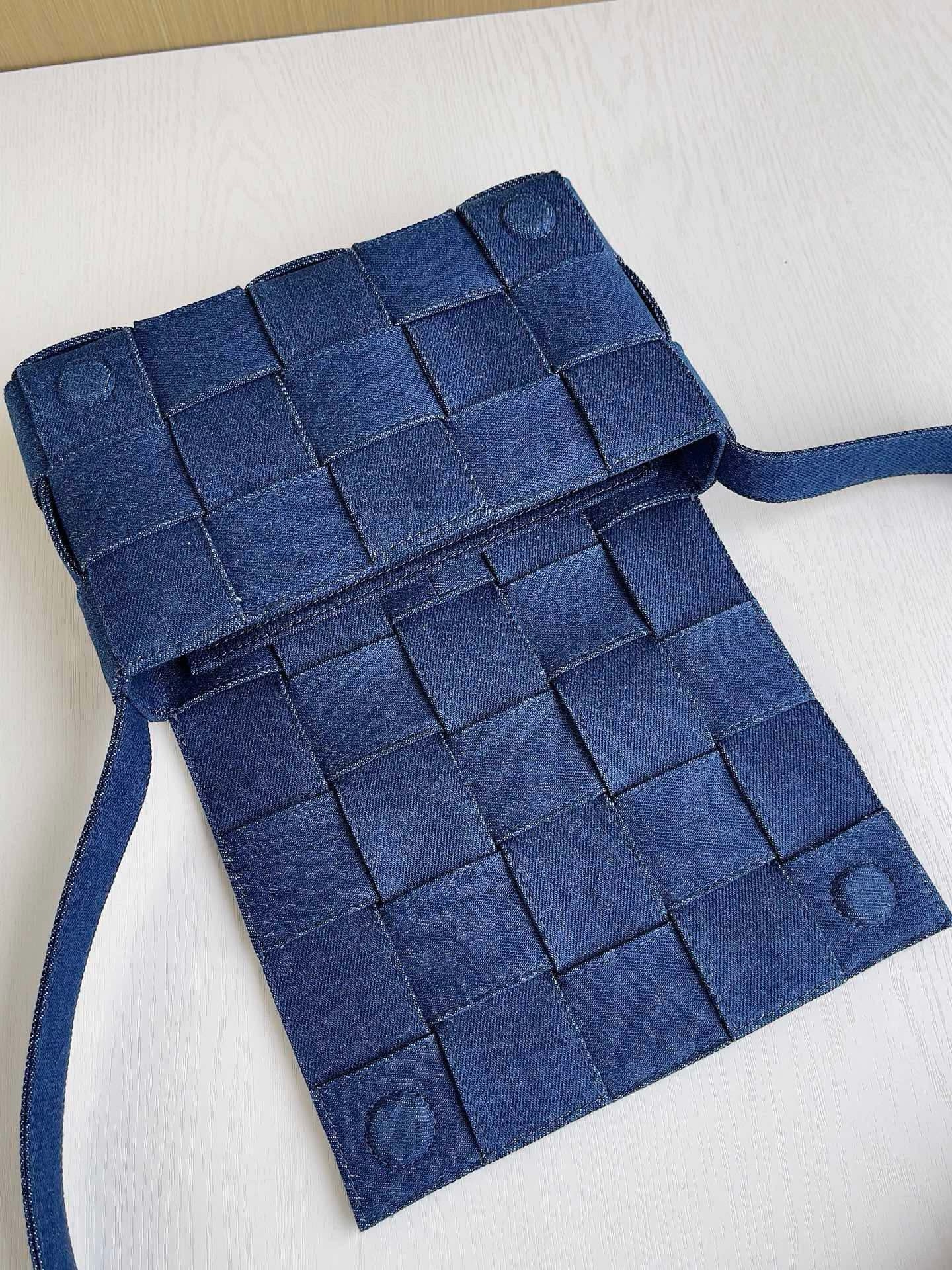 Bottega Veneta Bag - Image 3