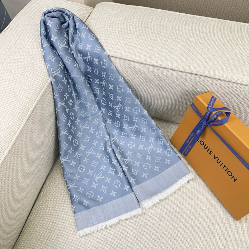 LV Jacquard Letters 140x140cm