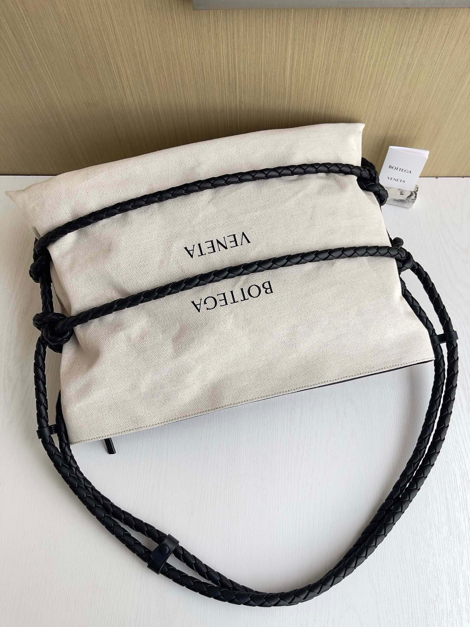 Bottega Veneta Bag - Image 5