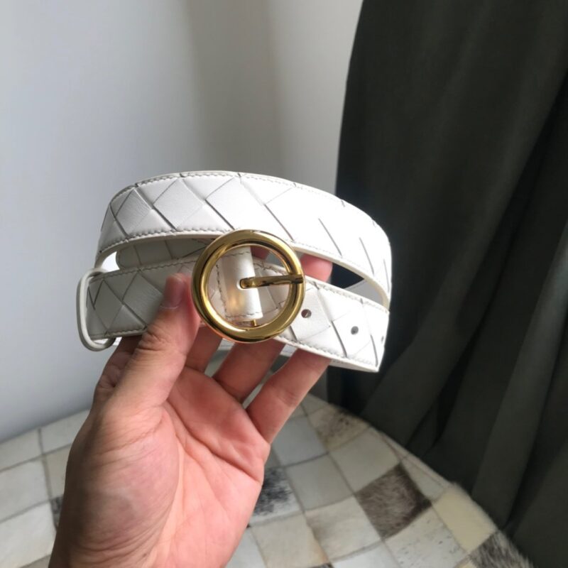 BV Women’s Large Grid Braided Belt White