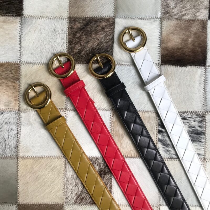 BV Women’s Large Grid Braided