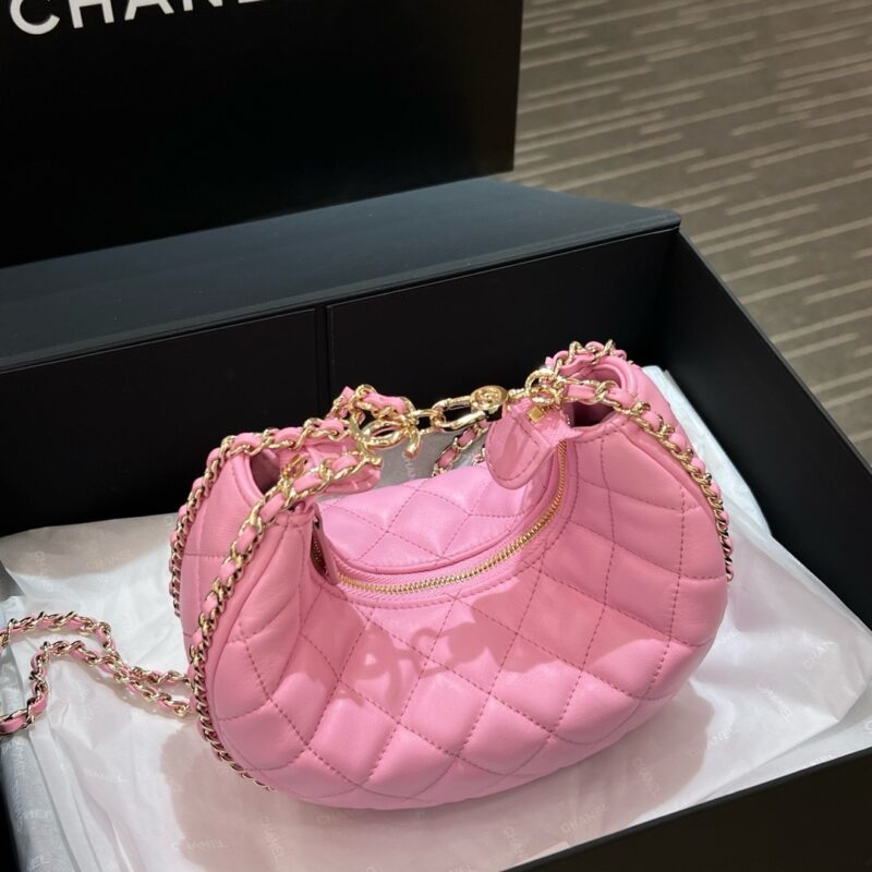 Chanel 23P Crescent Bag Pink 20cm