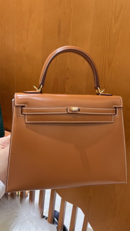 Kelly Box Golden Brown