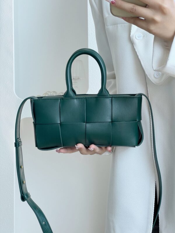 Bottega Veneta Arco