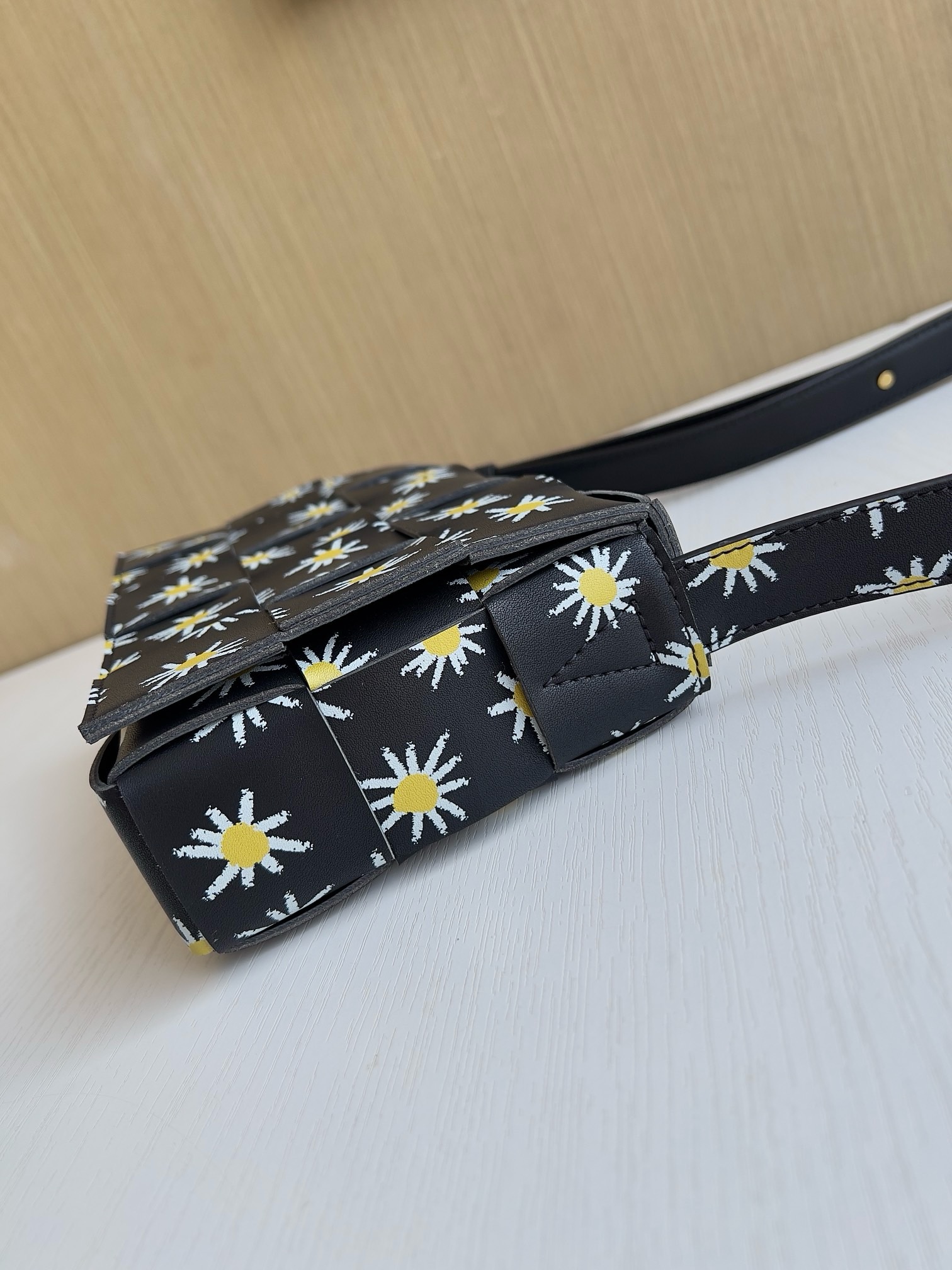 Bottega Veneta Cassette - Image 2