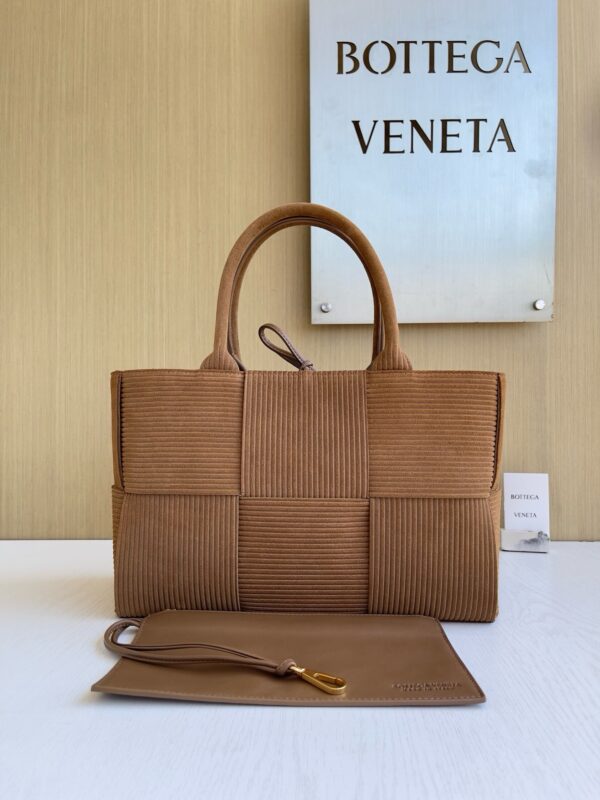 Bottega Veneta Arco Tote