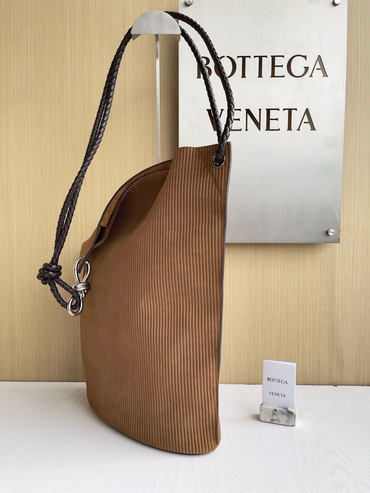 Bottega Veneta Knot Bucket - Image 2