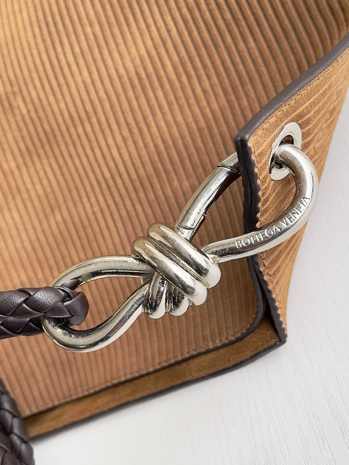 Bottega Veneta Knot Bucket - Image 8