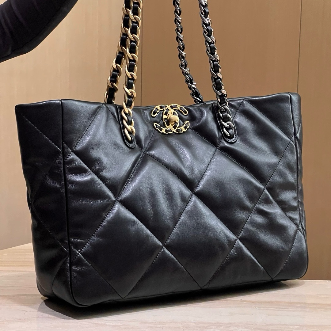 Chanel 19 Shopping Tote Black