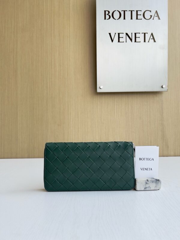 Bottega Veneta Clutch