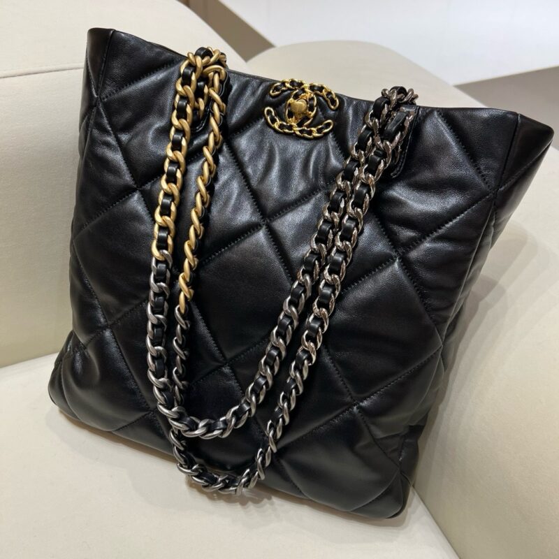 Chanel 19 Shopping Tote Black