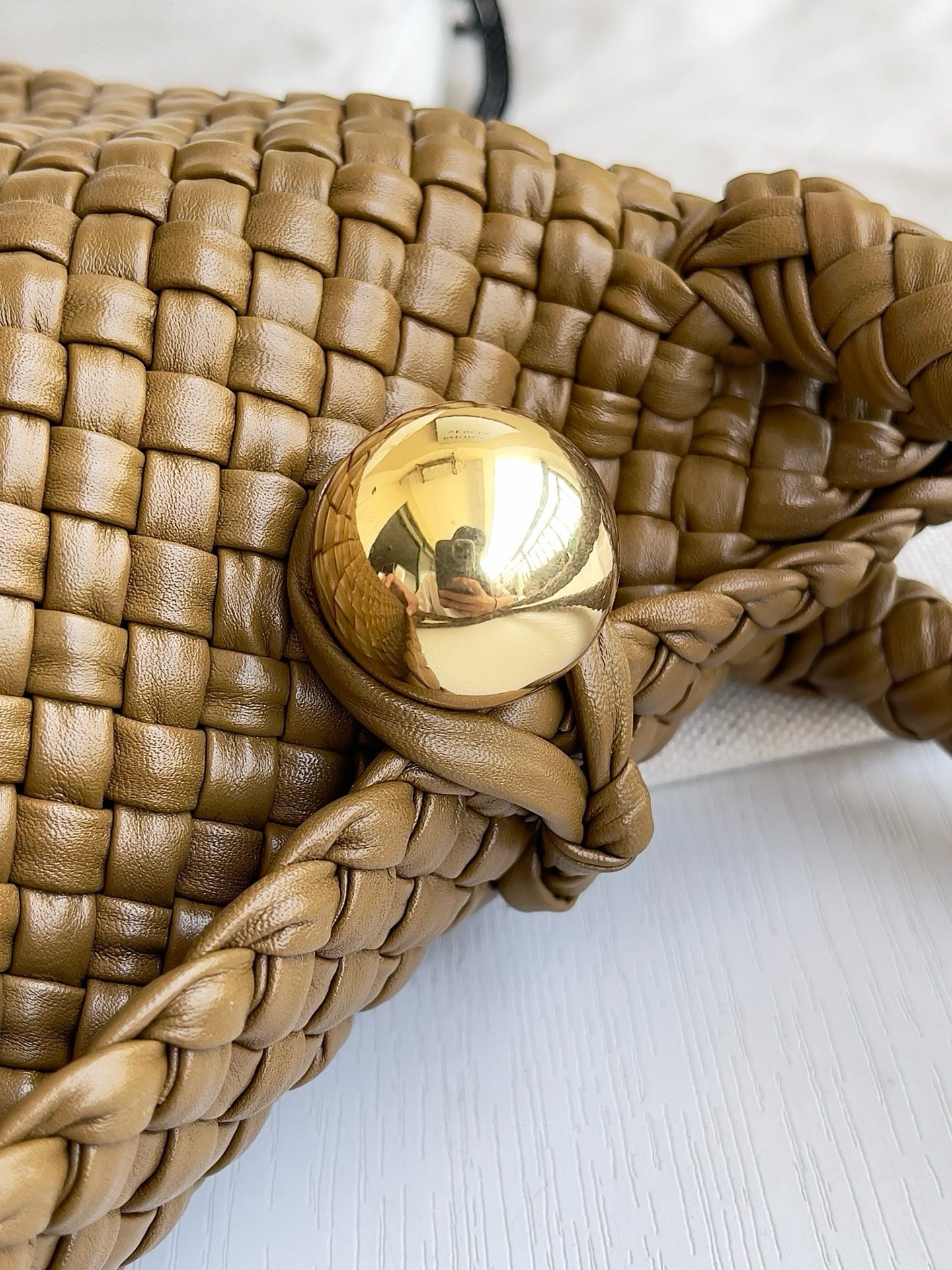 BV Tosca Shoulder Bag - Image 6