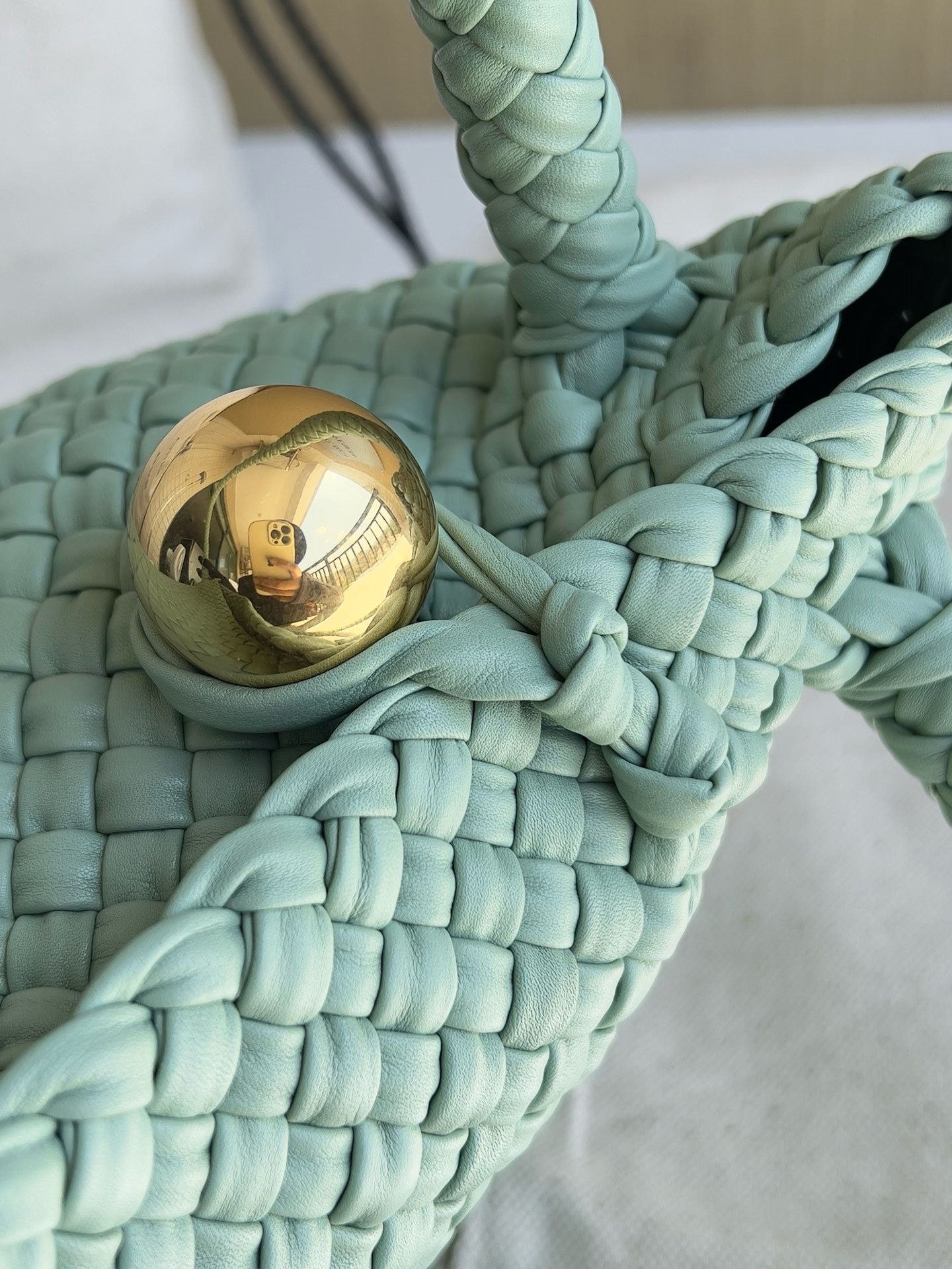 BV Tosca Shoulder Bag - Image 5