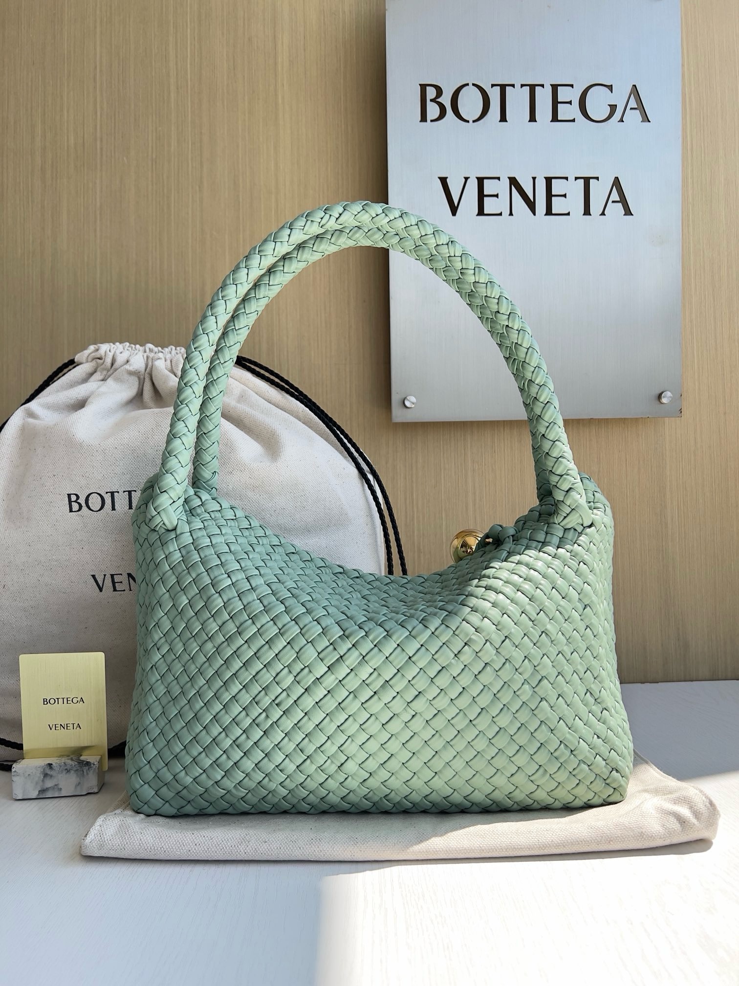 BV Tosca Shoulder Bag - Image 2