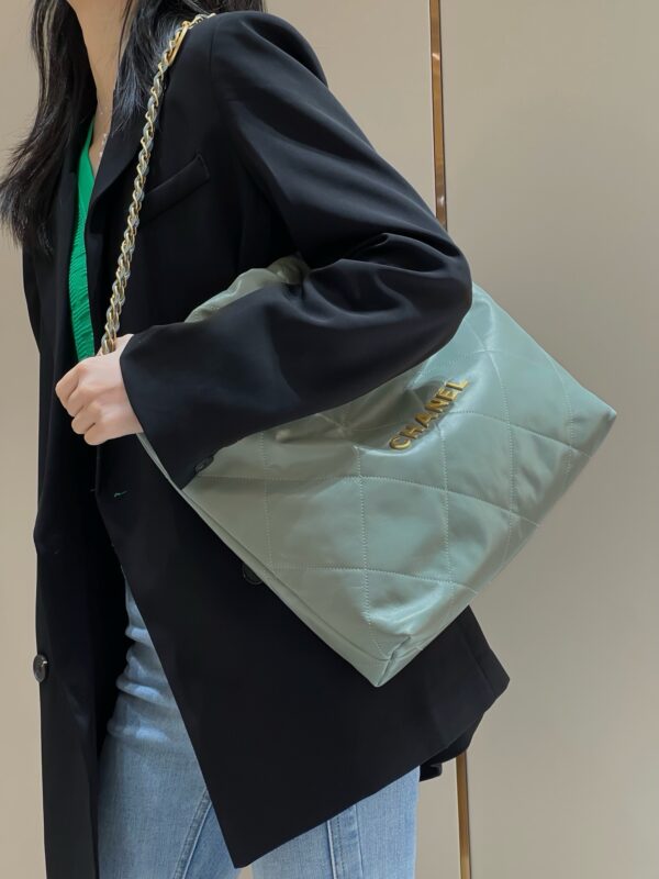 Chanel 22bag Mint Green
