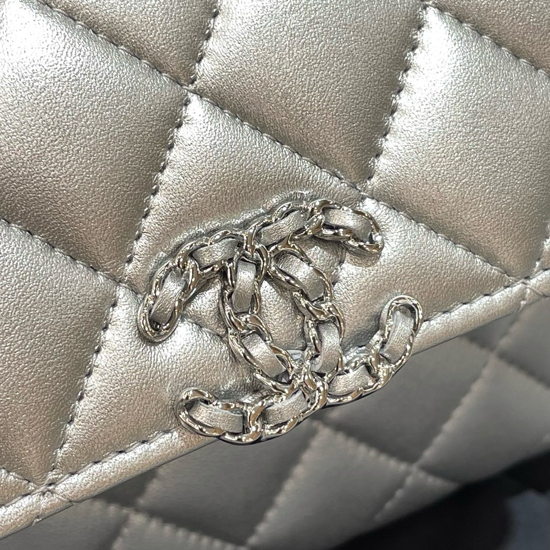 Chanel 23P Small Kelly Silver - Image 8